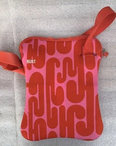 Alexander Girard BUILT Sling Laptop Bag Ltd Edition Red Pink 14 - 15 Inches - Photo 1/7