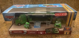 NEU & NEUWERTIG!! DISNEY PIXAR CARS TEAM HTB CHICK HICKS HAULER PITTY 3er Pack - Bild 1 von 4