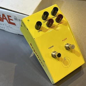 Bae Audio British Engineering Royal Tone Fuzz Ochanomizu Main Store Finest Guita - Picture 1 of 8