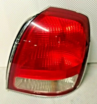 01 02 03 Luz trasera de pasajero derecha HYUNDAI SERIE XG OEM QTR PNL XG300 XG350 Foto 1 de 2