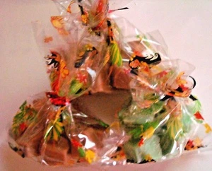Wax Melts 3-Pack: Gingerbread, Pine, Cider, 6 oz, GIFT WRAPPED & SHIPPED TODAY! - Picture 1 of 3