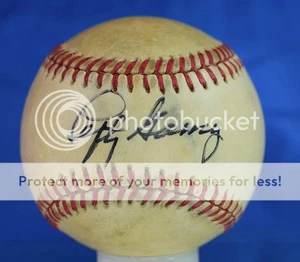Lefty Gomez Psa/dna Authentic Signed American League Baseball Autograph - Picture 1 of 1