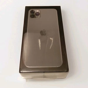 Apple iPhone 11 Pro Max - 256 Go - Vert nuit (sans fil Cricket) (CA) - Photo 1 sur 3
