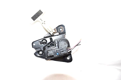 08-23 Challenger 11-23 Cargador Chrysler 300 8-12 Avenger Pestillo maletero trasero E1K07 Foto 1 de 4