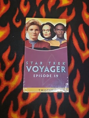 Star Trek: Voyager: Twisted (2000, VHS) Unopened - Imagem 1 de 4