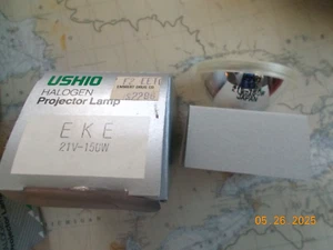 Lámpara Proyector Halógena Ushio NOS EKE 21V 150W - Imagen 1 de 2