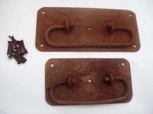 2 sizes Rustic Chest Trunk Coffer Locking Handle Plain - Picture 1 of 1