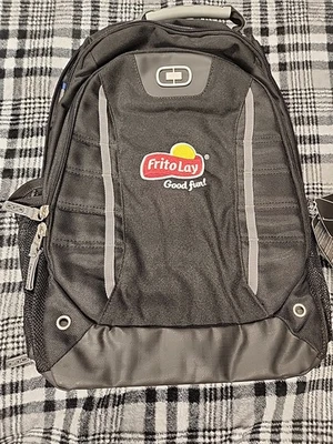 Mochila OGIO Metro 15" embutida laptop bolso frito lay bordada preta - Imagem 1 de 4