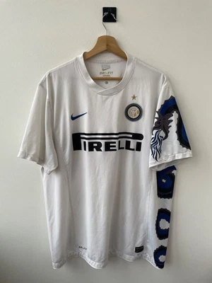 CAMISA DE FUTEBOL INTER MILAN 2010/2011 FORA CAMISA MAGLIA NIKE 382248-105 - Imagem 1 de 4