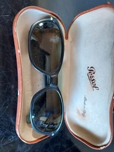 Persol 2626-S Men's Black Frames Sunglasses 59017 Polarized Italy - Picture 1 of 16
