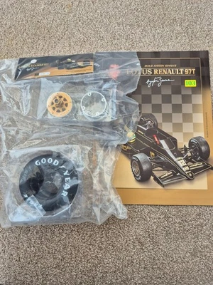 1/8 DEAGOSTINI BUILD THE 1985 LOTUS RENAULT 97T AYRTON SENNA F1 CAR ISSUE #103 - Image 1 of 3