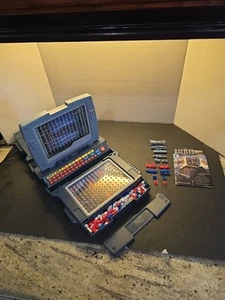 Deluxe Battleship Movie Edition Electronic 2012 - WORKS & COMPLETE! - No box - Picture 1 of 9