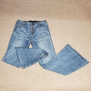 Pantalones de mezclilla Risen para mujer talla 15 botones mosca ancho corte bota acampanado desgastado medio azul - Imagen 1 de 14