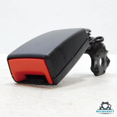 Adaptador de hebilla de receptáculo de cinturón de seguridad trasero derecho 12-15 Audi A6 C7 4G88577399B9 OEM Foto 1 de 4