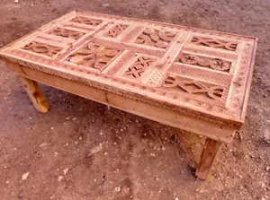Mesa de centro de madera rústica tallada marroquí personalizada, mesa antigua con patrón geométrico - Imagen 1 de 8