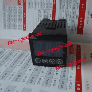 1PZ E5CN-RTU AC100-240VAC Regolatore di temperatura digitale Omron ML - Foto 1 di 1