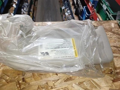 ЛЕВЫЙ СОЛНЦЕЗАЩИТНЫЙ КОЗЫРЕК ДЛЯ ВОДИТЕЛЯ ПОДХОДИТ ДЛЯ 05–08 GRAND PRIX 1221943 - Изображение 1 из 2