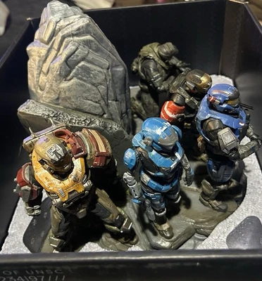 Estatua del Equipo Halo: Reach Noble NUEVA EN CAJA Completa Sellada Diario Halsey Ver Detalles Foto 1 de 4