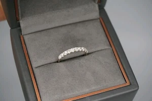 18ct White Gold Diamond Ring - Picture 1 of 7