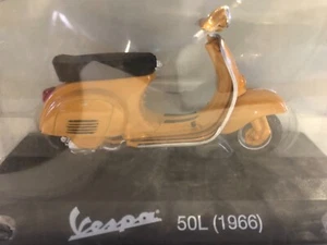 Piaggio Vespa 50 L 1966 Arancione - SOLIDO 1:18 - Picture 1 of 1
