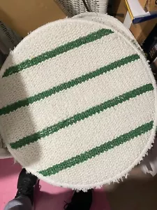 EACH Commercial Low-Profile Carpet Bonnet with Green Scrubber Strips /19"(S) - Picture 1 of 3