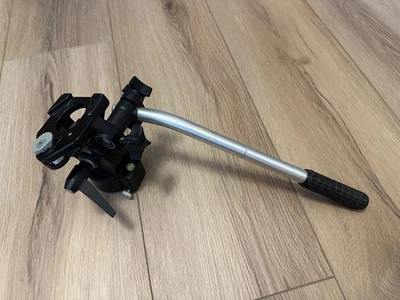 Bogen Manfrotto 3063 Mini Fluid Video Tripod Head with Quick Release Plate - Image 1 of 4