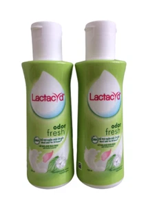 2 x Lactacyd All Day Fresh Daily Feminine Wash with Extra Herbal Essences150 ml - Picture 1 of 2