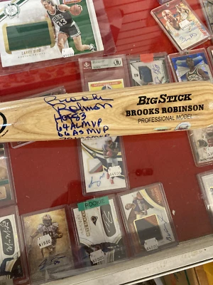 Brooks Robinson Signed 4x stat bat Beautiful Bat Bold Auto MLB/Tristar - Image 1 of 4