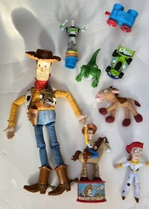 disney pixar toy story figure lotto misto di 8 action figure toys woody buzz - Foto 1 di 6