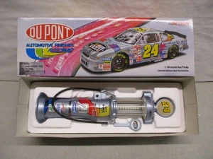 2000 Action Jeff Gordon Dupont Nascar 2000 Gas Pump 1/16 - Picture 1 of 3