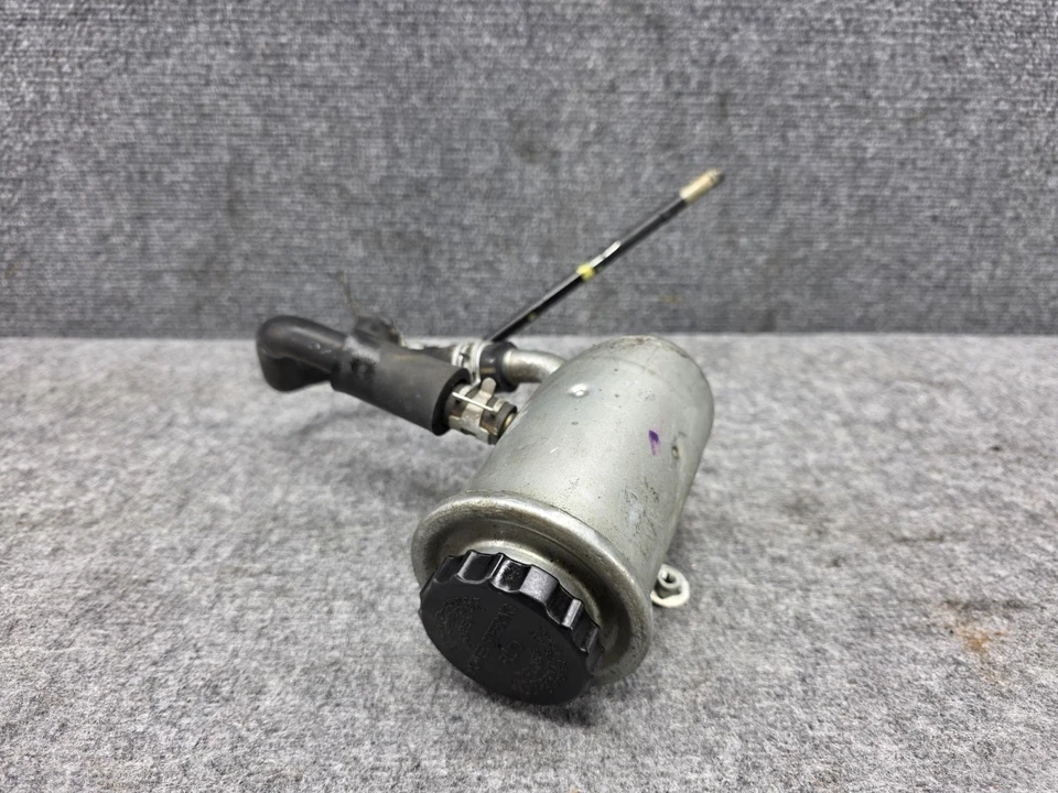 LEXUS 1992-2000 SC400 SC300 OEM POWER STEERING VANE PUMP RESERVOIR BOTTLE UNIT - Image 1 of 4