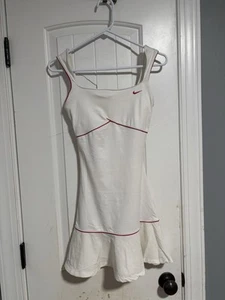 Nike Dri Fit SERENA WILLIAMS WHITE Tennis Dress Wimbledon Womens XS~EXTRA SMALL - Picture 1 of 3