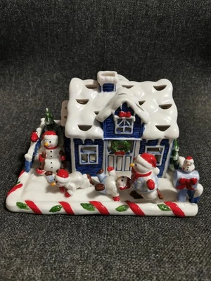 Villeroy & Boch Santas Decolights House Blue with Snowmen Lighthouse Original Packaging - Image 1 of 4