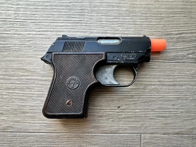 Pistola de arranque en blanco FIE Express 7 22 Cal vintage - 7 disparos sin clip.  Foto 1 de 4