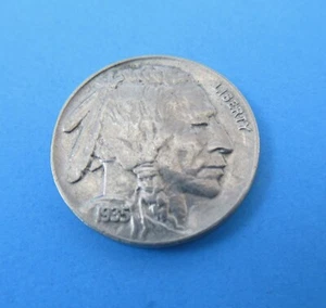 1935 BUFFALO NICKEL, Great Condition - Picture 1 of 3