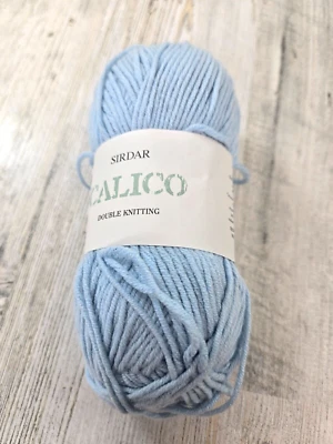 Hilo de tejer doble azul Sirdar Calico 1 madeja Foto 1 de 4