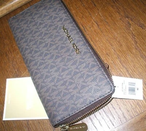 Cartera Continental MICHAEL KORS MK Signature Jet Set Marrón Cremallera Grande Nueva con Etiquetas - Imagen 1 de 4