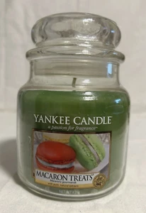 Yankee Candle Macaron Treats Medium Jar Candle 14.5 oz - Picture 1 of 6