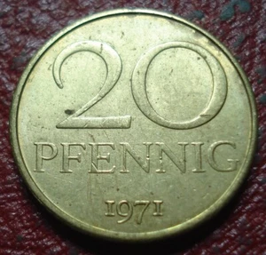 1961 EAST GERMANY 20 PFENNIG IN AU CONDITION - Picture 1 of 2