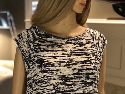 Womens KENAR 100% Linen XL Cap Sleeve Scoop Neck Light Knit Navy White Top - Image 1 of 4