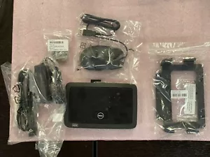 Dell Wyse Thin Client (Model: Tx0) - Picture 1 of 10