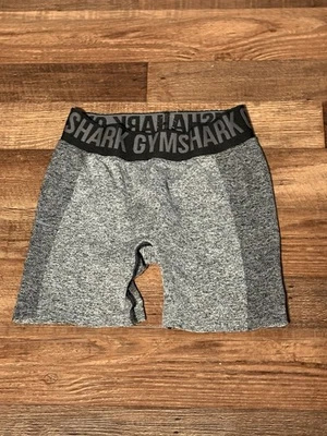 Pantalones Cortos Gymshark Mujer Talla Pequeña Flex Sin Costuras Motociclista Bicicleta Gris Atlético Foto 1 de 4