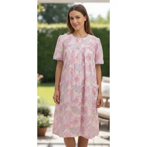Damen Rosa Blumen Nachtkleid Kurzarm Knopfleiste Gesmokte Passe Größe 3X? - Bild 1 von 8