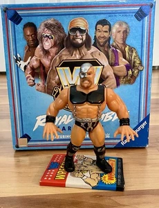 WWF Hasbro Action Figure The Warlord 1993 Series 5 WWE Wrestling NM Rare - Picture 1 of 4