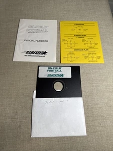 1984 On Field Football Game Disk for Commodore 64 5.25 Floppy Disk With Manual - Picture 1 of 6