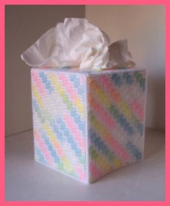 ROSA AMARILLO VERDE AZUL GUARDERÍA HECHO A MANO PLÁSTICO LONA PAÑUELO CAJA CUBIERTA TOPPER - Imagen 1 de 1