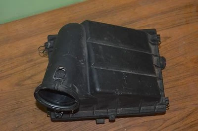 98-03 MERCEDES BENZ ML320 ML430 3.2L AIR INTAKE BOX - Image 1 of 2