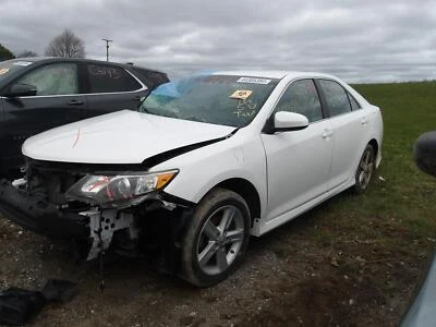 Used Front Left Fender fits: 2013 Toyota Camry Front Left Grade A Foto 1 de 4
