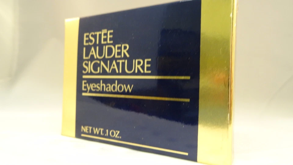 TRÍO DE SOMBRAS DE OJOS ESTEE LAUDER - MARRÓN NOGAL/SOL DORADO/ABETO AZUL - NUEVO - EN CAJA Foto 1 de 1