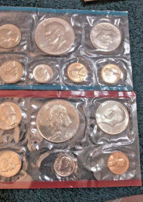 1973 P&D Mint Set with 13 Brilliant Uncirculated Key date & Envelope T117 - Image 1 of 4